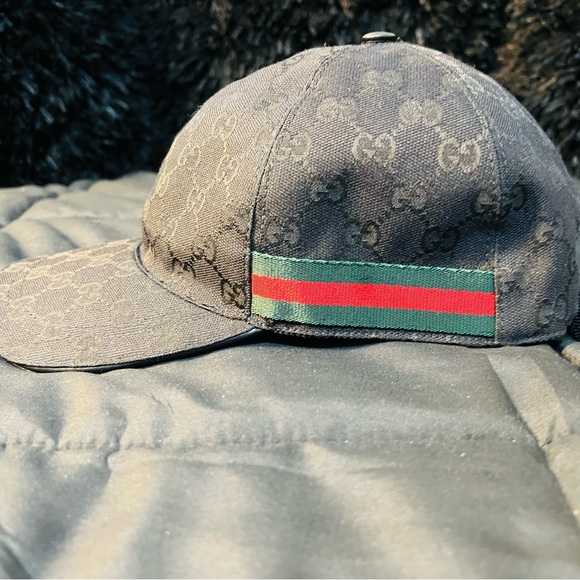 GUCCI Original GG Baseball Cap w/Web - Picture 6 of 8